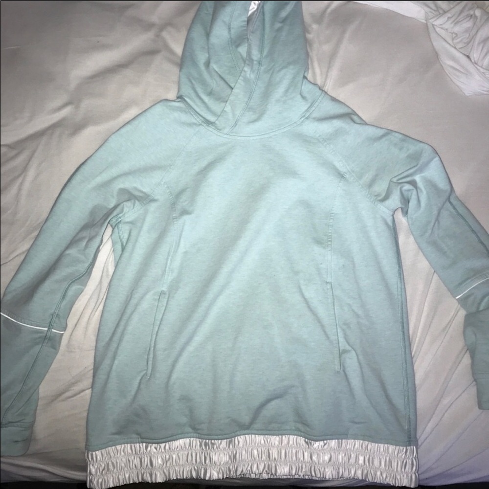 Reposh super cute lululemon sweatshirt